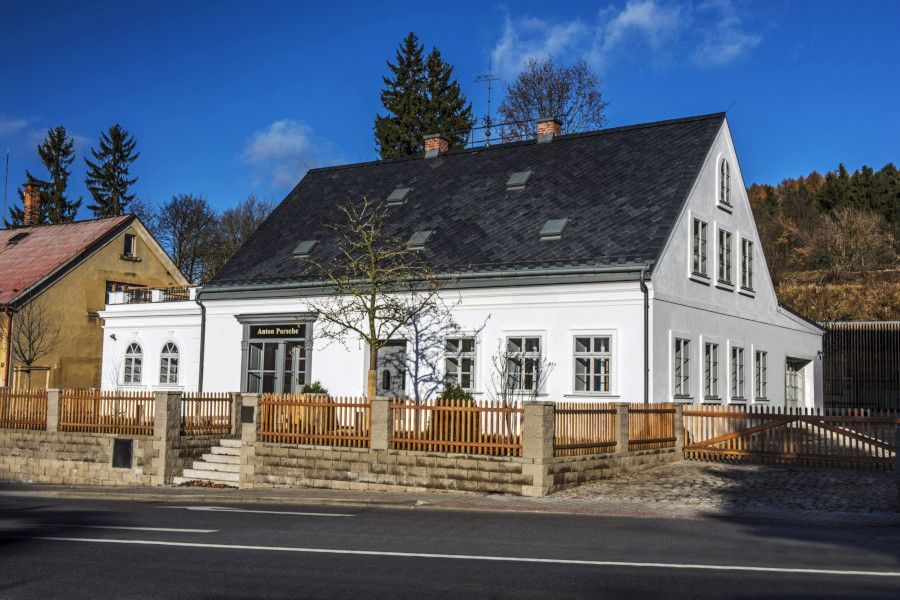 Výstava ve Vratislavicích: 150 let od narození Ferdinanda Porsche
