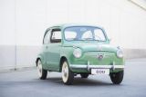 SEAT 600