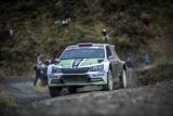 2016-11-01-tovarni-jezdec-znacky-skoda-lappi-vyhral-britskou-rally-1