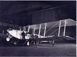 V roce 1924 už společnost do Prahy létala s těmito stroji Cauldron, snímek vyl pořízen v Kbelích