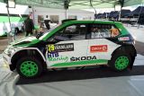 Švédská rallye: Emil Lindholm s privátním vozem ŠKODA vede v kategorii WRC3 – dobrý začátek pro Olivera Solberga