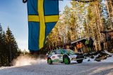 Švédská rallye: Emil Lindholm s privátním vozem ŠKODA vede v kategorii WRC3 – dobrý začátek pro Olivera Solberga