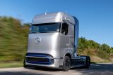 Mercedes-Benz GenH2 Truck 3