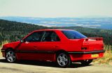 Peugeot 405 T16, předchůdce modelu 508 Peugeot Sport Engineered, byl v 90. letech ztělesněním konceptu sportovního sedanu