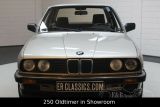 BMW 320i E30 Coupe 1983