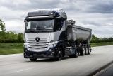 Next level Mercedes-Benz GenH2 Truck 02