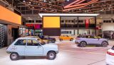Prototyp Renault 5 potkává na mnichovském autosalonu své sourozence
