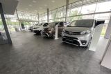 Toyota LUV showroom Zlin 3