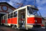 DPP dnes pokřtil historickou tramvaj Tatra K2