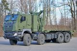 Tatra Phoenix 8x8 s pancerovanou kabinou TDV