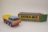 Plastová Tatra 813 se na Aukru prodala za 235 tisíc korun