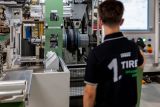Nokian Tyres Romania factory 1st tire 01