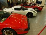 Výstava luxusních vozů v OC Černá Růže
